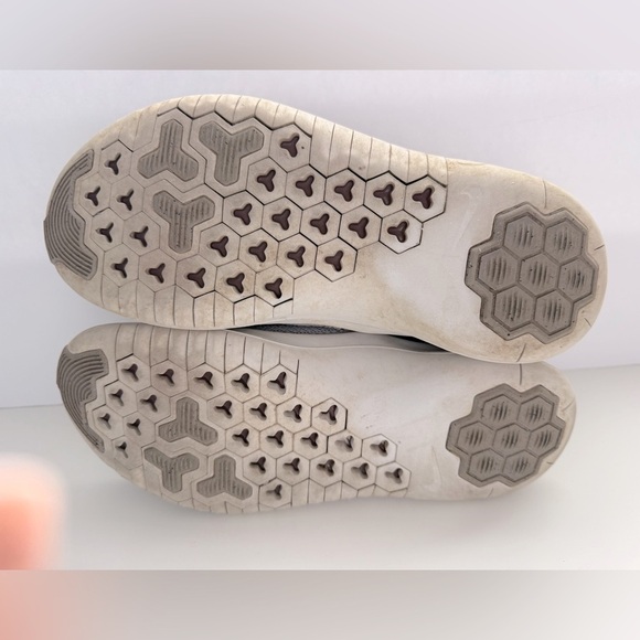 Nike Free Trainer Athletic Sneakers - Size 6.5 - Picture 6 of 10